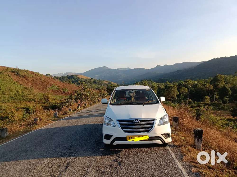 Innova 2.5 Tourist