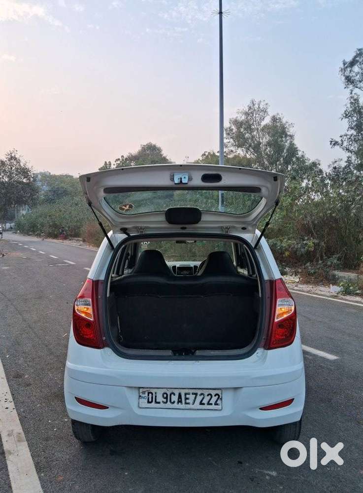 Hyundai I10 Magna O, 2015, Petrol
