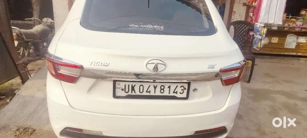 Tata Tigor Petrol Manual 70km 2017