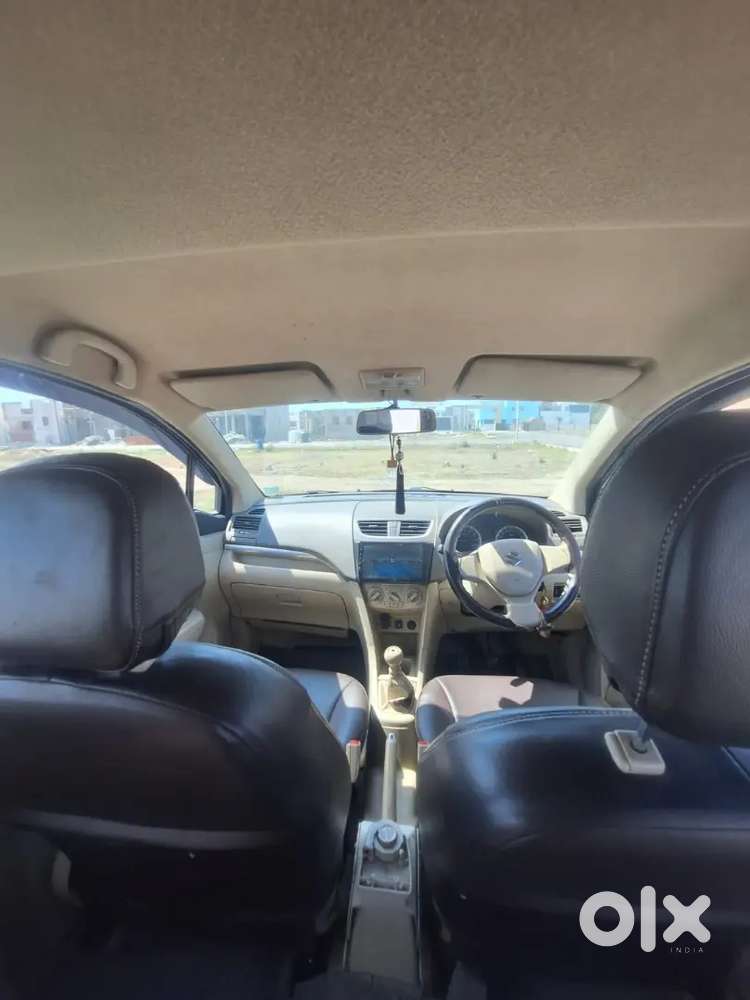 Maruti Ertiga 1.4 Vxi 2012