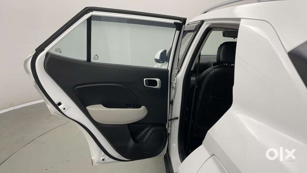 Hyundai Venue S Plus Mt 1.2 Kappa, 2024, Petrol