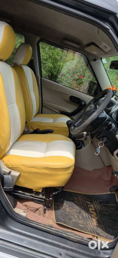 Mahindra Tuv 300 T6 Plus, 2016, Diesel