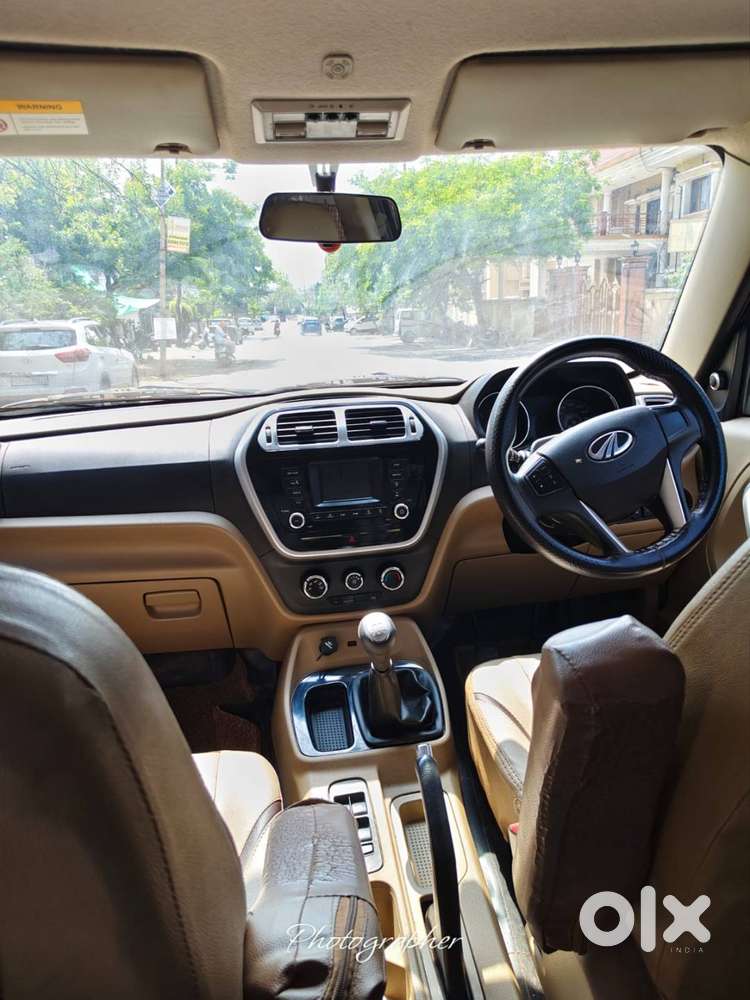 Mahindra Tuv 300 2016