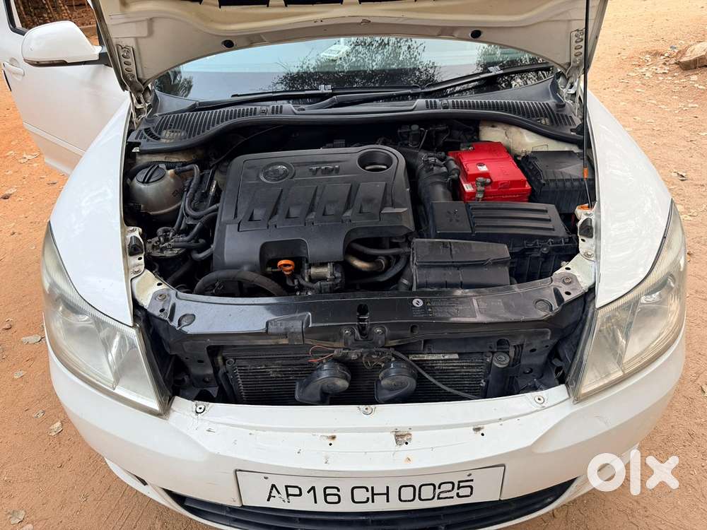 Skoda Laura 2013 Diesel Well Maintained