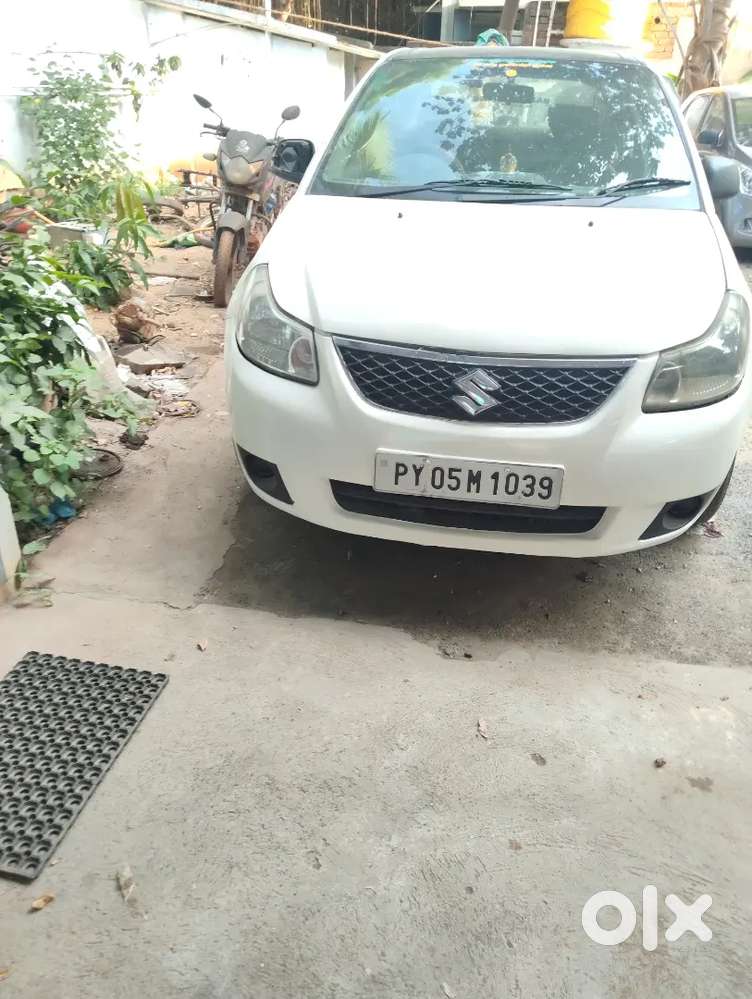 Maruti Suzuki Sx4 Petrol 2012