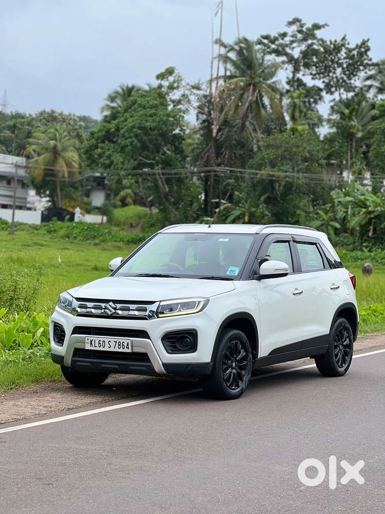 Maruti Suzuki Brezza Zdi+ Amt, 2021, Petrol