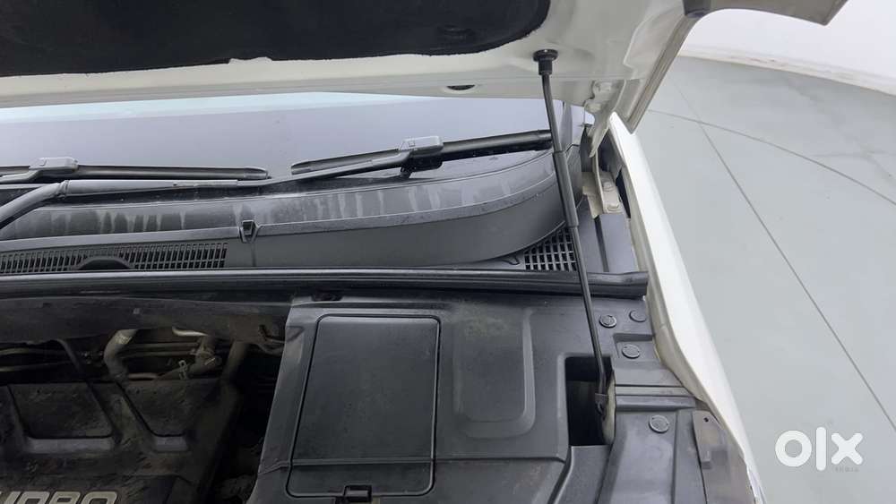 Mg Hector Plus Savvy Pro 1.5 Turbo Petrol Cvt 6 Str Dual Tone, 2023,..