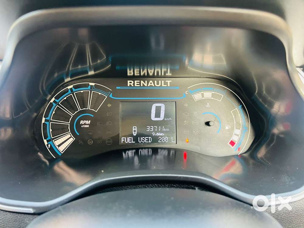 Renault Triber Rxz, 2021, Petrol