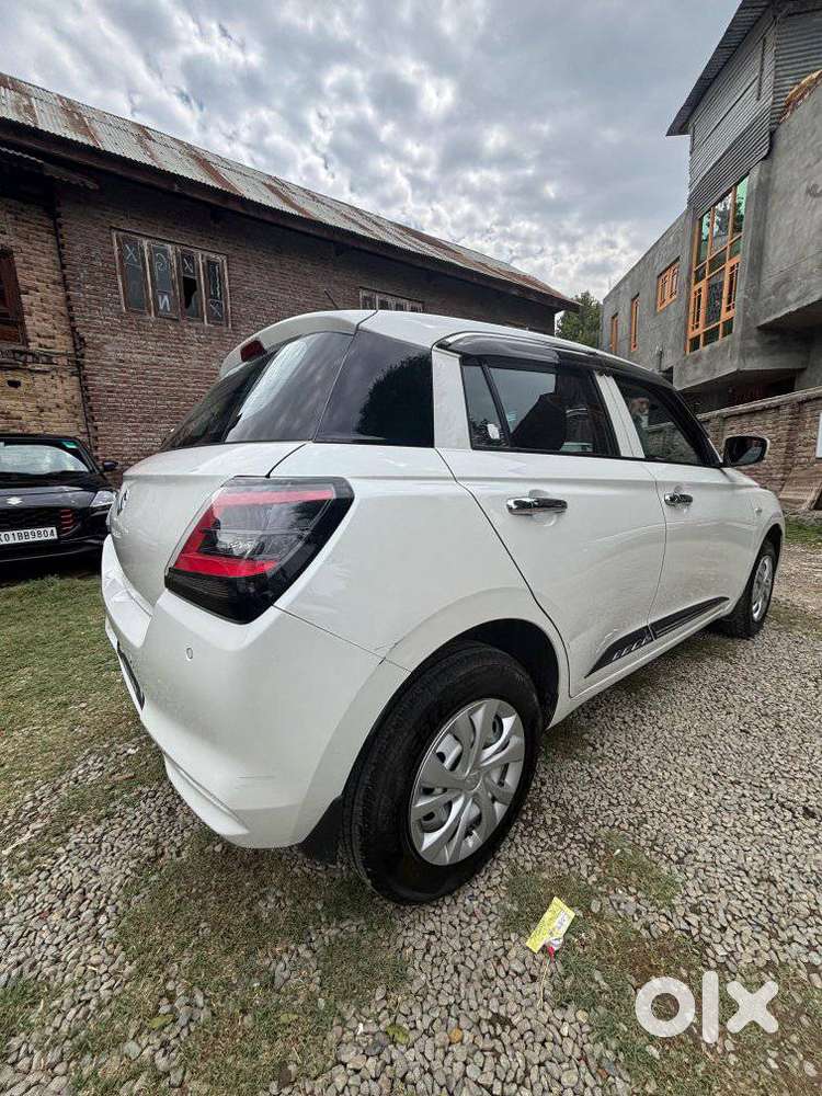 Maruti Suzuki Swift Lxi Option, 2025, Petrol