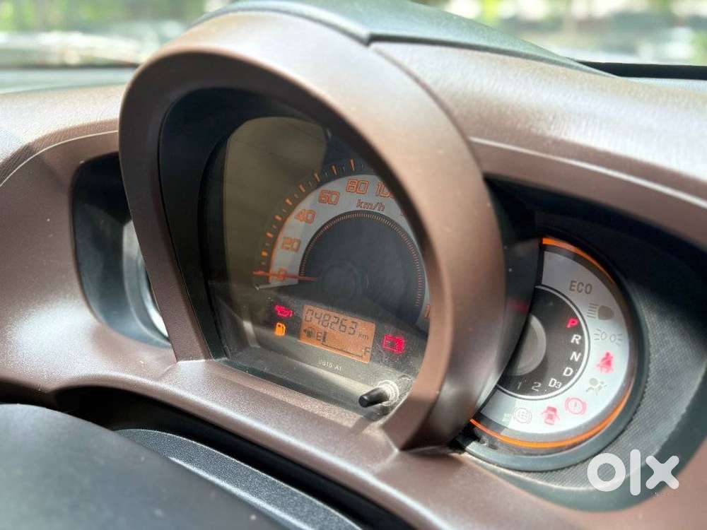 Honda Brio V Automatic, 2013, Petrol