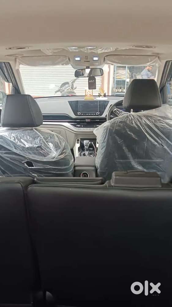 Kia Carens 2024 Diesel 29000 Km Driven