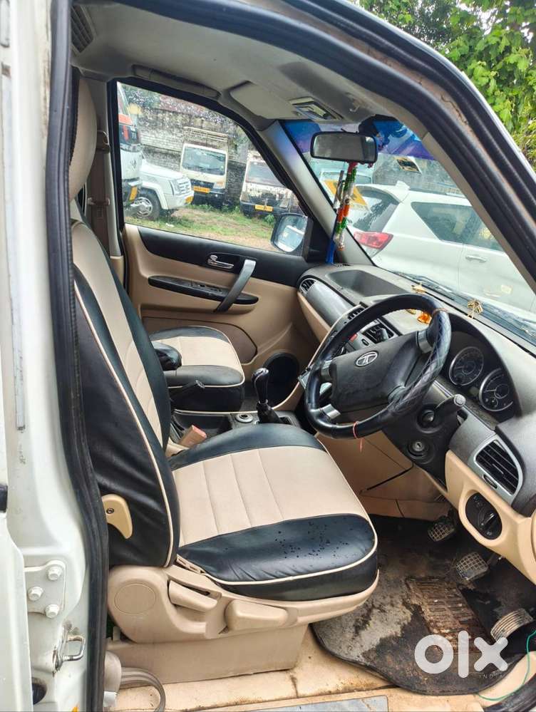 Tata Safari Strome Sell