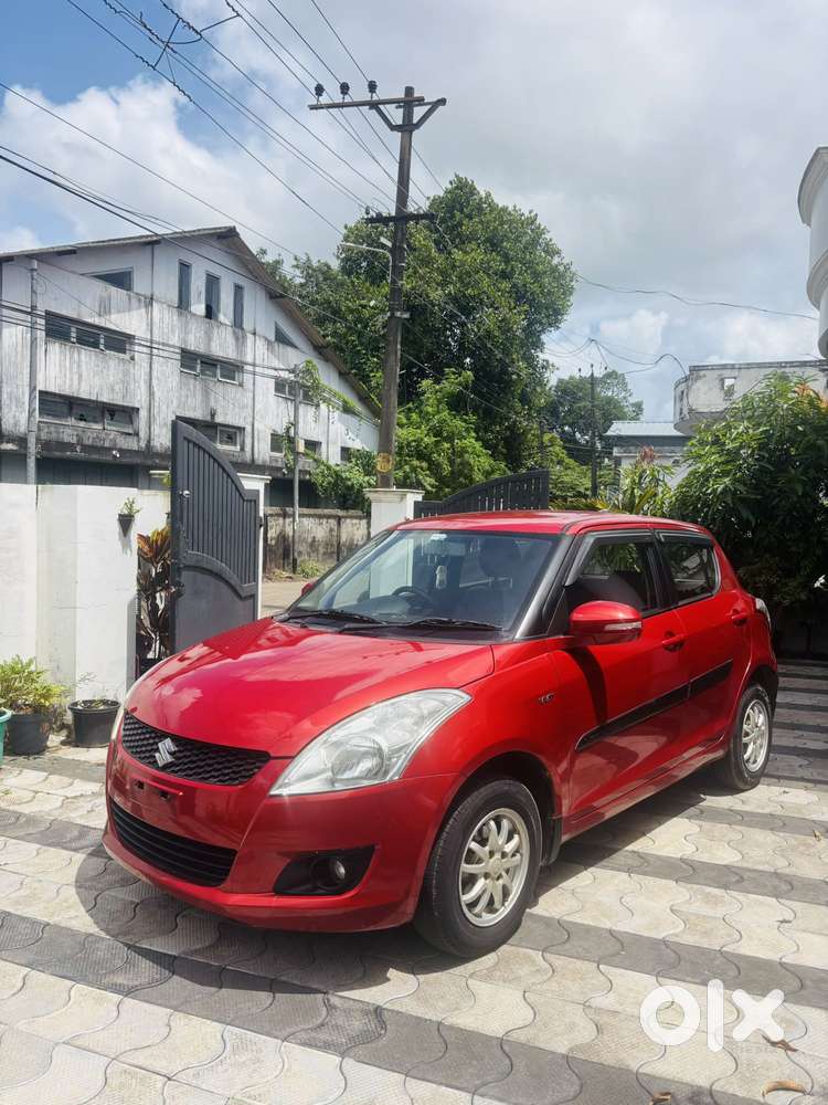 Maruti Suzuki Swift Vxi Optional, 2013, Petrol