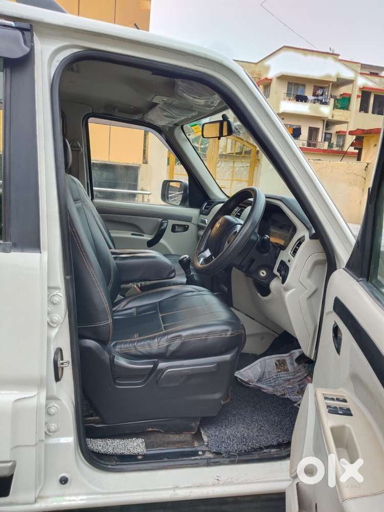 Mahindra Scorpio Classic 2.2 S 11 Mt 7 Str, 2020, Diesel