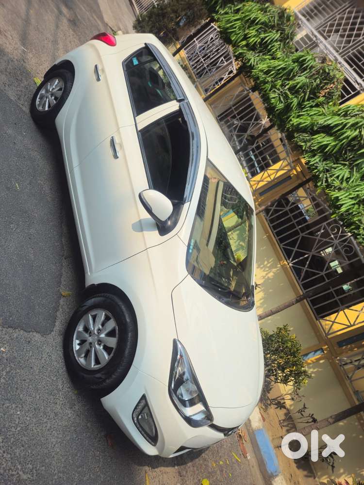 Hyundai I20 Sportz 1.2 Bs-iv, 2014, Petrol