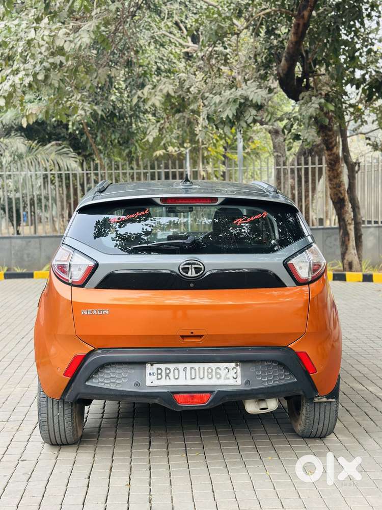 Tata Nexon 1.2 Revotron Xza Plus, 2018, Petrol