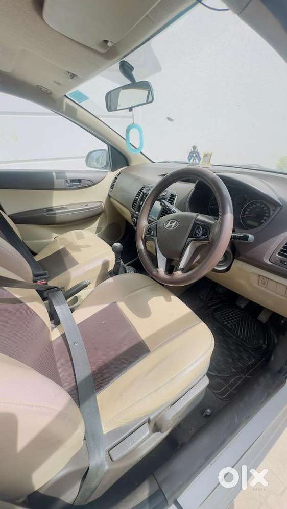 Hyundai Car Manual 2009