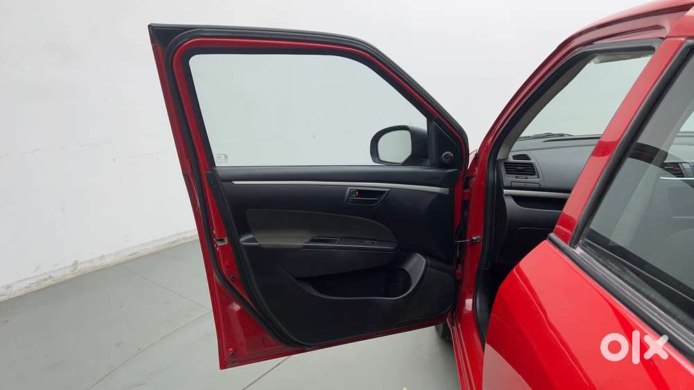 Maruti Suzuki Swift 1.2 Lxi (o), 2015, Petrol