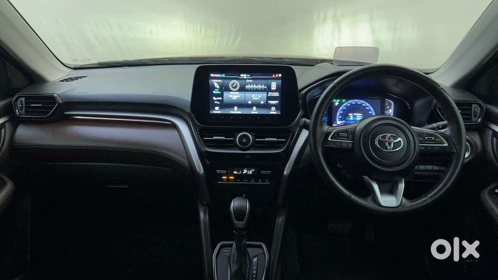 Toyota Urban Cruiser Hyryder 1.5 V Hybrid, 2024, Cng & Hybrids