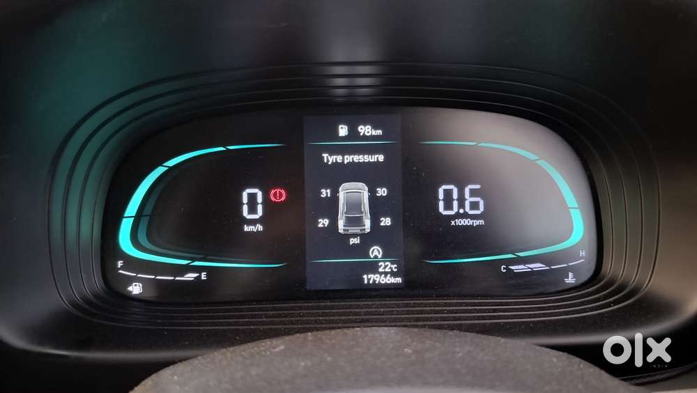 Hyundai Venue 1.2 S Plus, 2023, Petrol