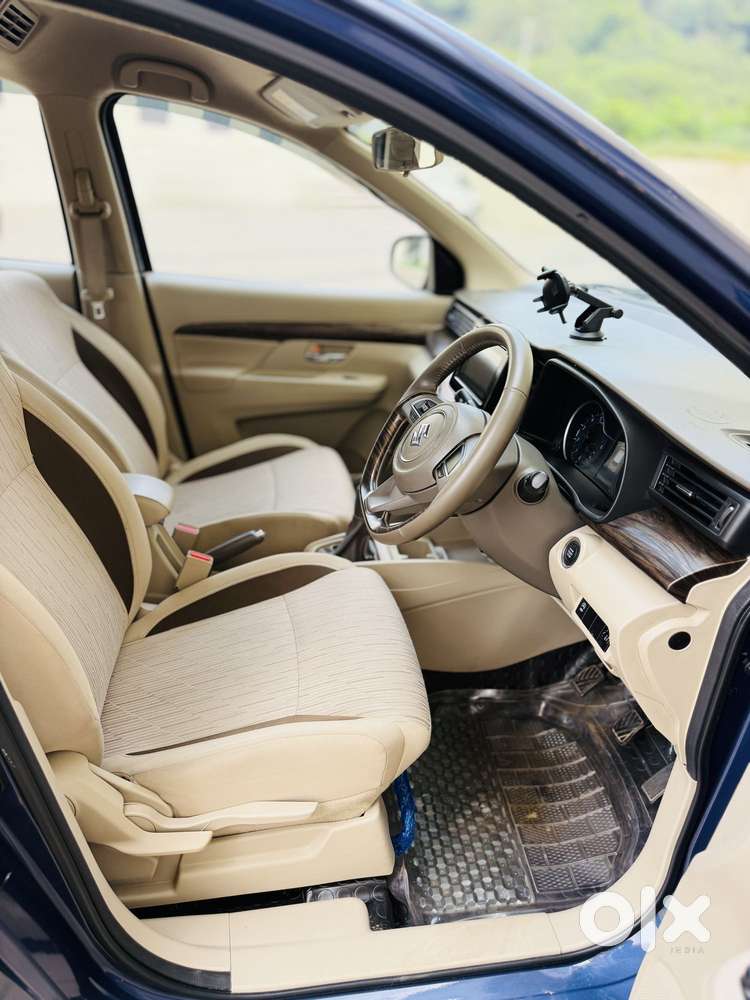 Maruti Suzuki Ertiga Zxi Plus Shvs, 2020, Petrol