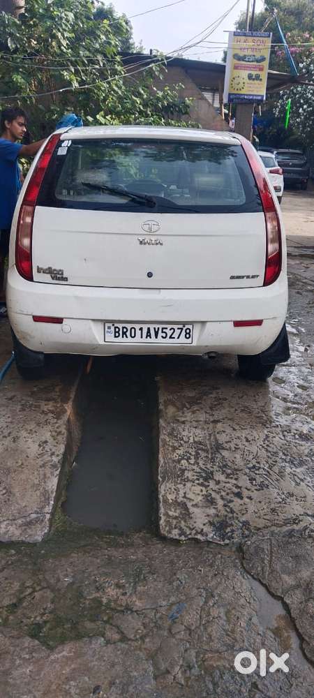 Tata Indica Vista Aura 1.3 Quadrajet (abs), 2010, Diesel