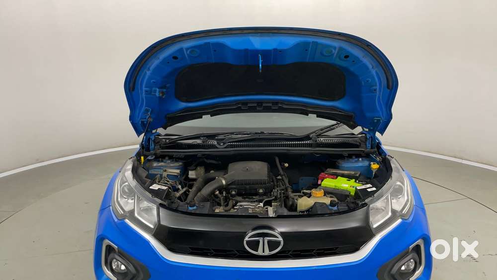 Tata Nexon 1.2 Revotron Xza Plus (o) Dual Tone, 2020, Petrol