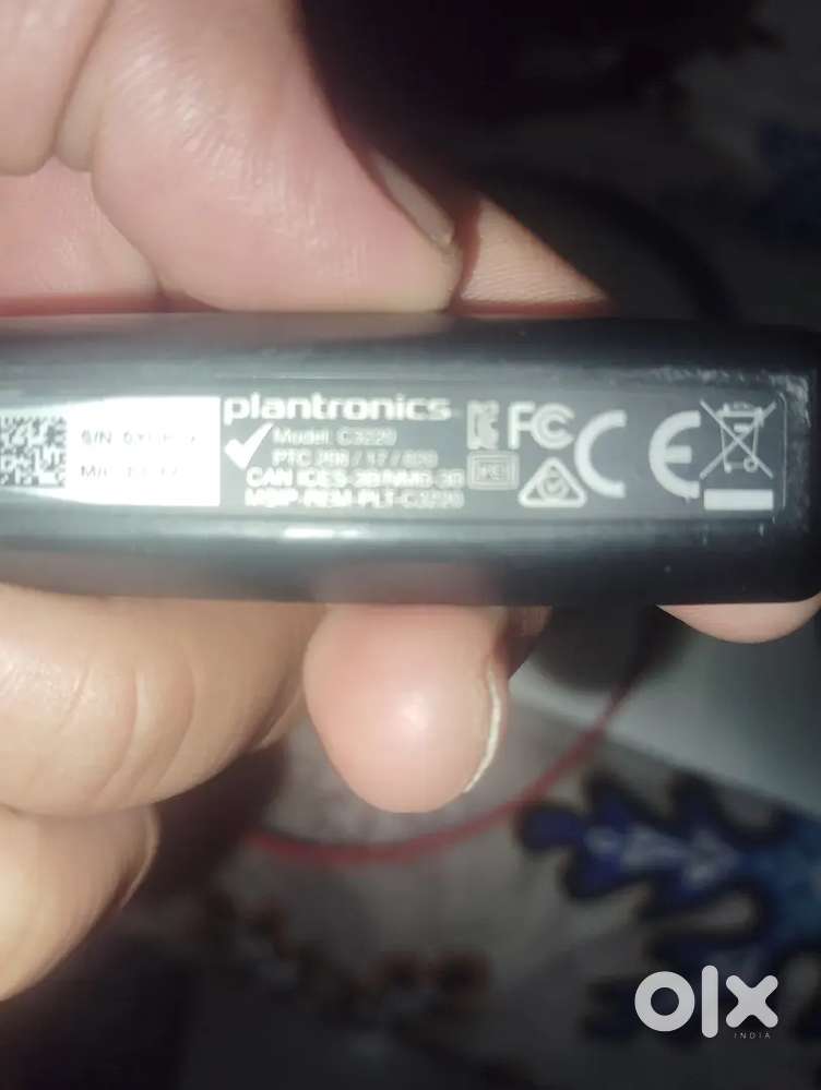 Two Orignal planatronics headset with mic available at cheapest rates