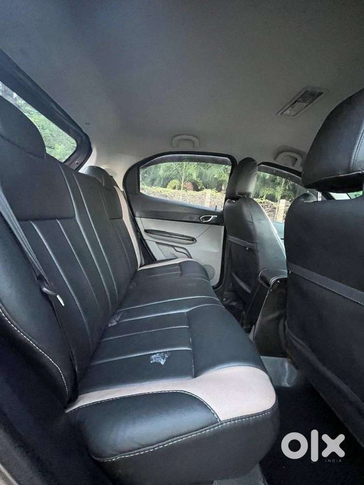 Tata Tiago, 2017, Petrol