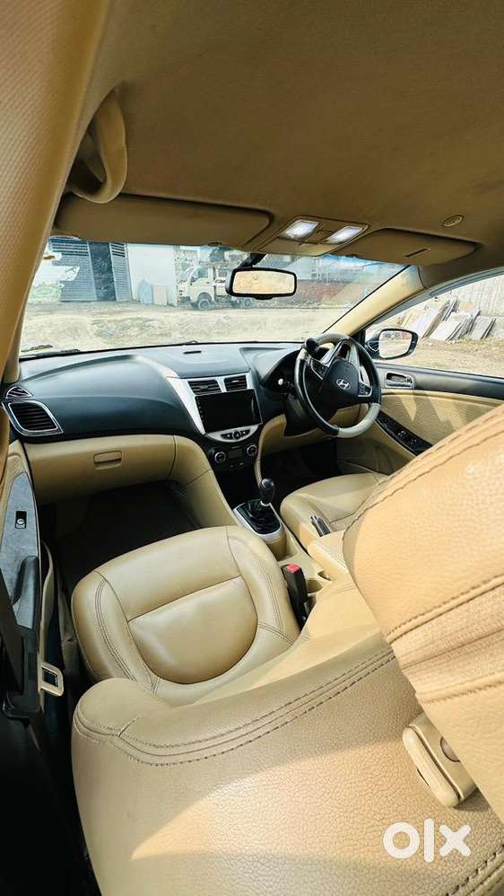 Hyundai Fluidic Verna 2015 Diesel 180000 Km Driven