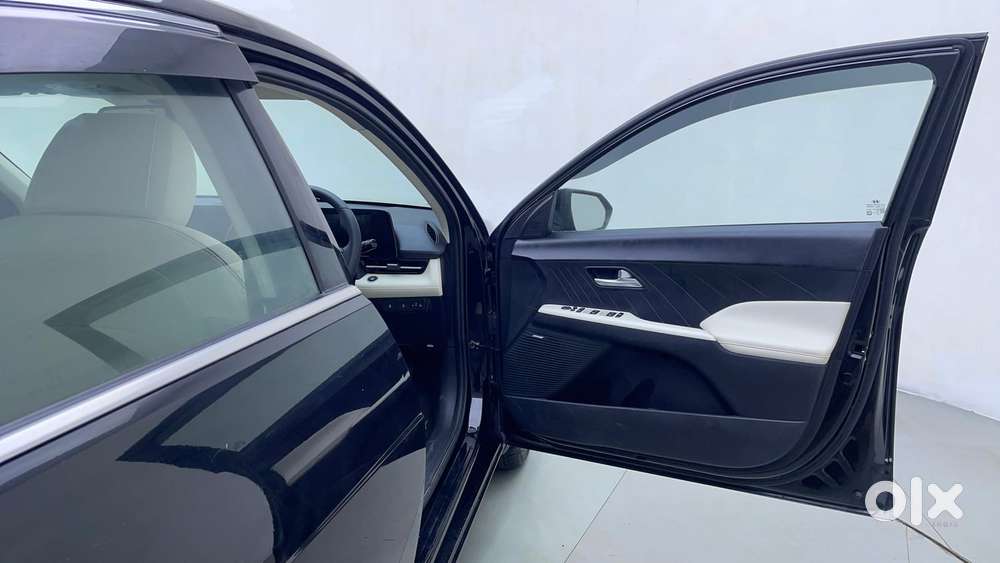 Hyundai Verna 1.5 Sx Ivt, 2023, Petrol