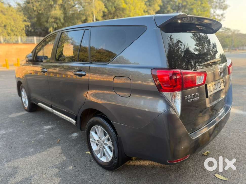 Toyota Innova Crysta