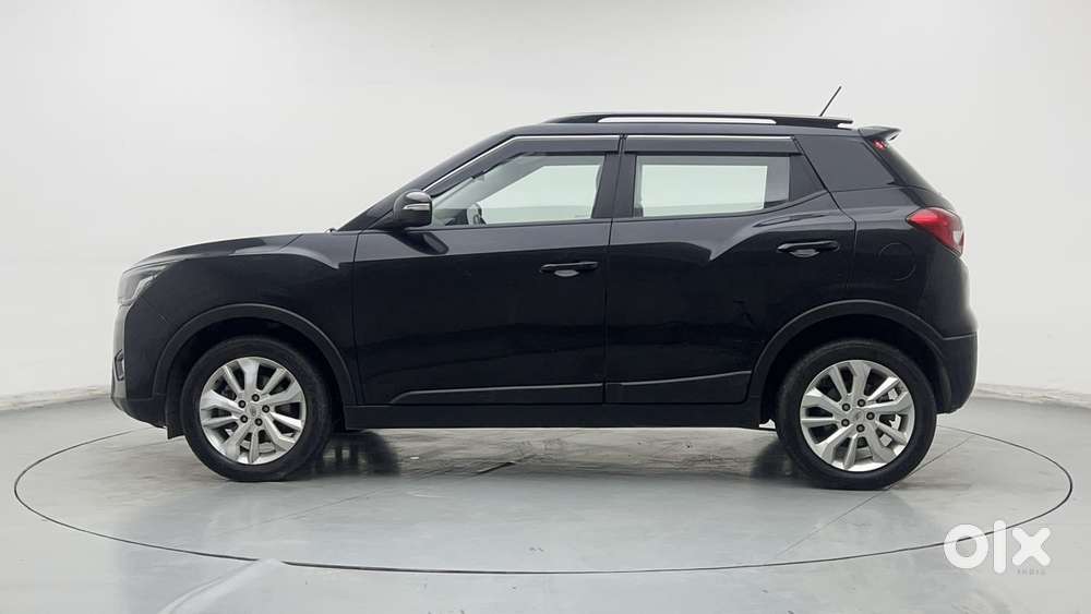 Mahindra Xuv300 W8, 2020, Petrol