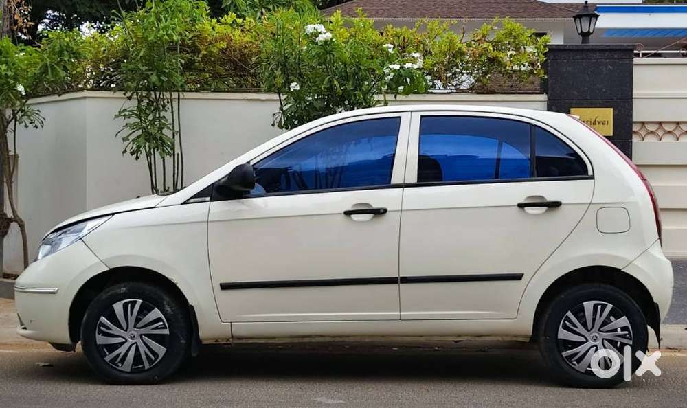 Tata Indica Vista Aura 1.3 Quadrajet (abs), 2011, Diesel