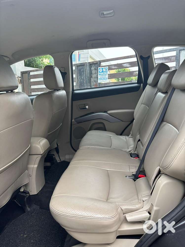 Mitsubishi Outlander 2011 Petrol