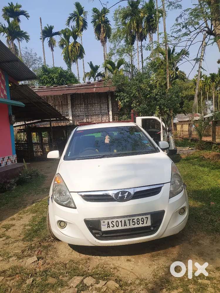 Hyundai I20 2011 Petrol 76000 Km Driven