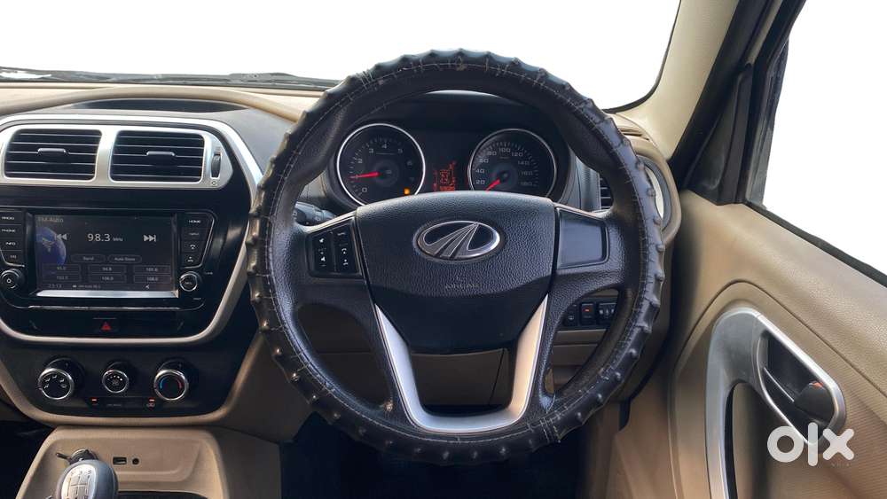 Mahindra Tuv 300 T10, 2018, Diesel
