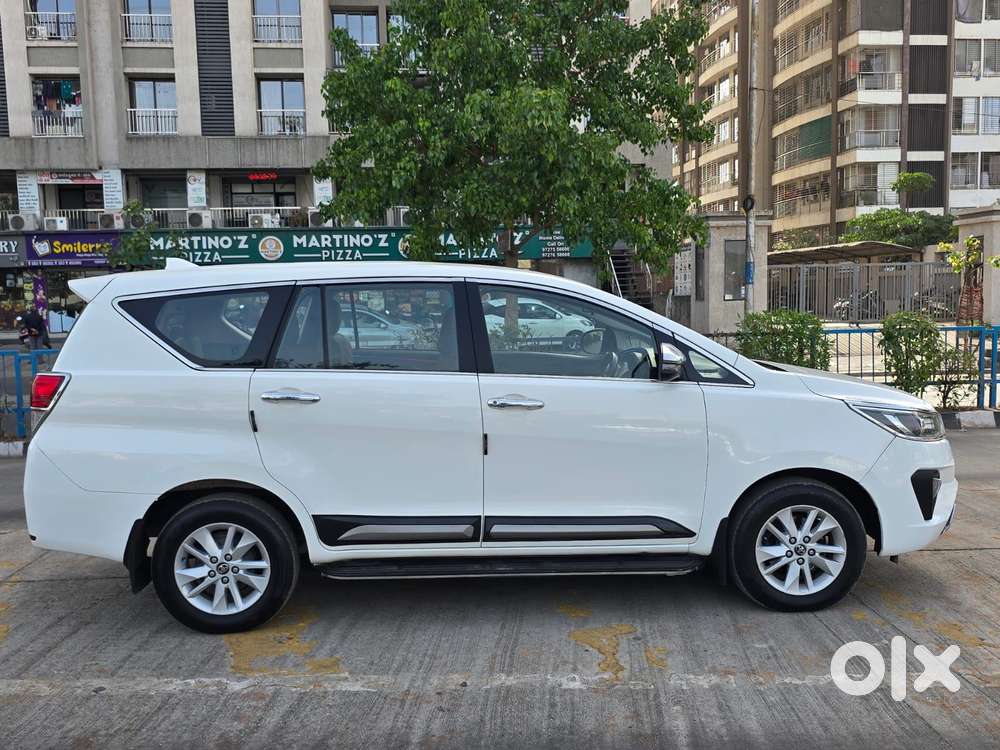 Toyota Innova Crysta 2.8 Gx At 8s, 2016, Diesel