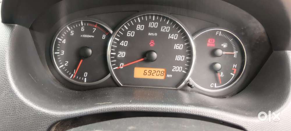 Maruti Suzuki Swift Vxi Bsiv, 2011, Petrol