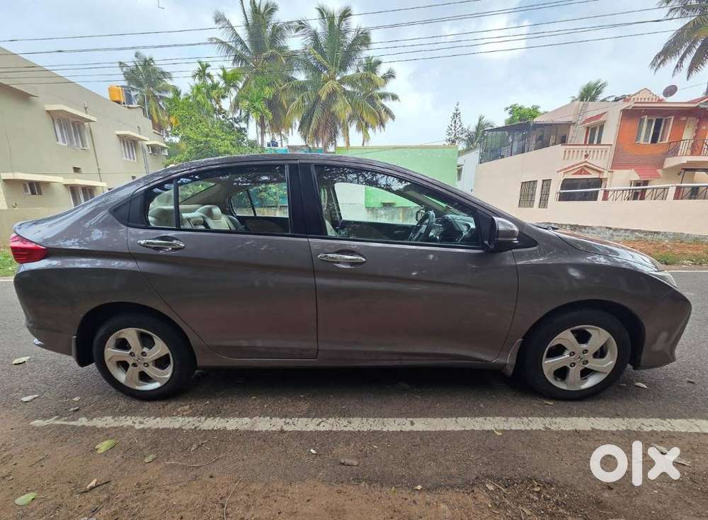 Honda City I-vtec V, 2016, Petrol