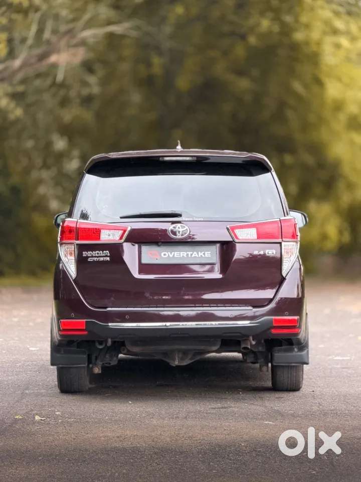 Toyota Innova Crysta [ ] 2.4 Gx At 7 Str, 2022, Diesel