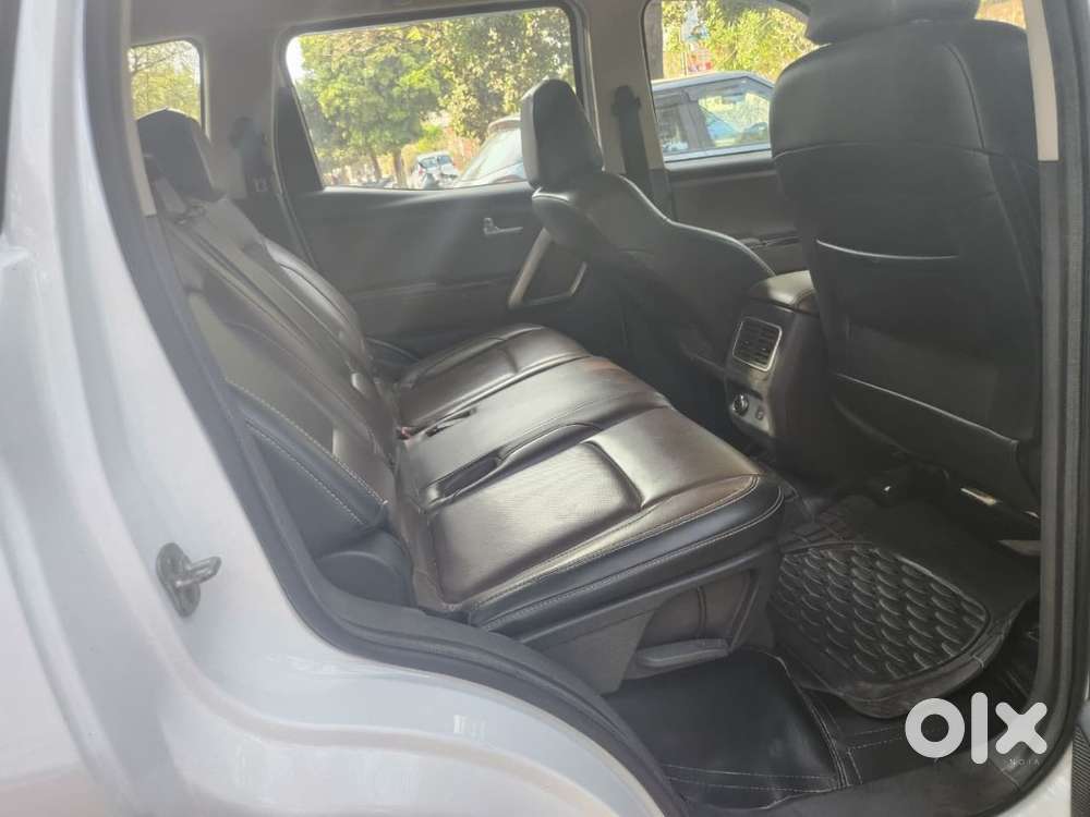 Manual Top With Top Notch Maintained Quality By Owner.