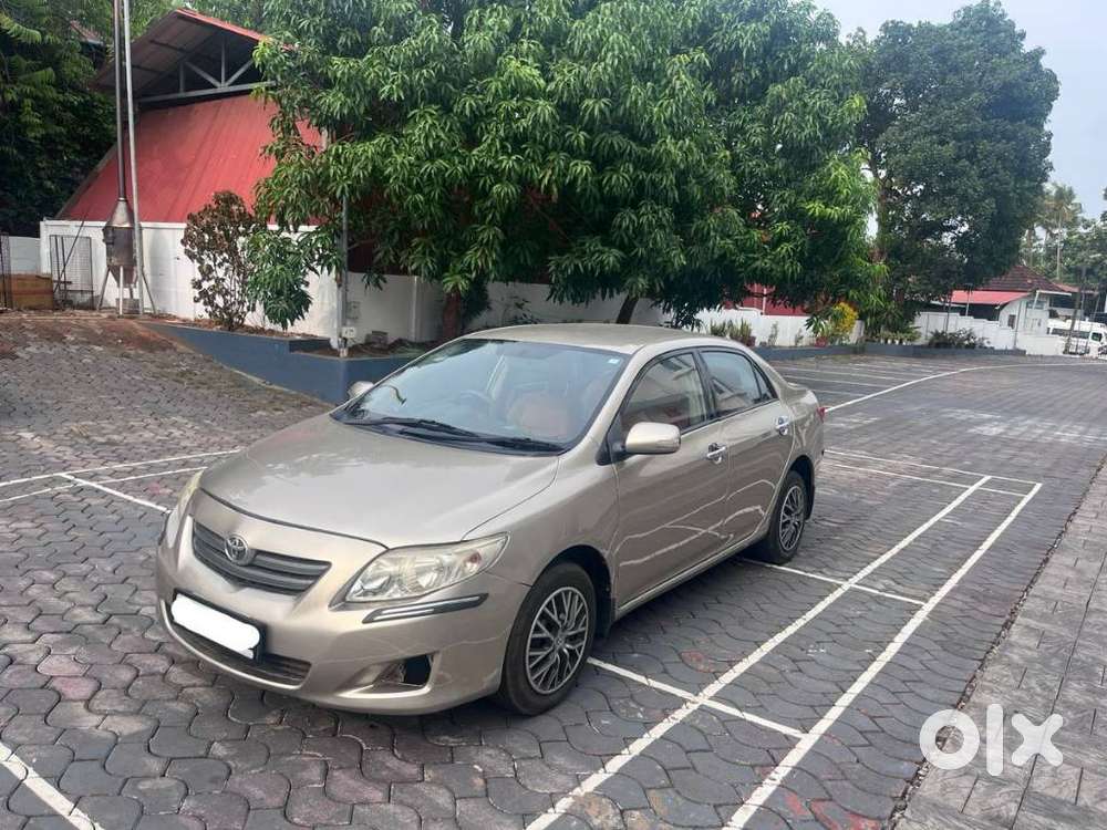 Toyota Corolla Altis 1.8 J, 2009, Petrol
