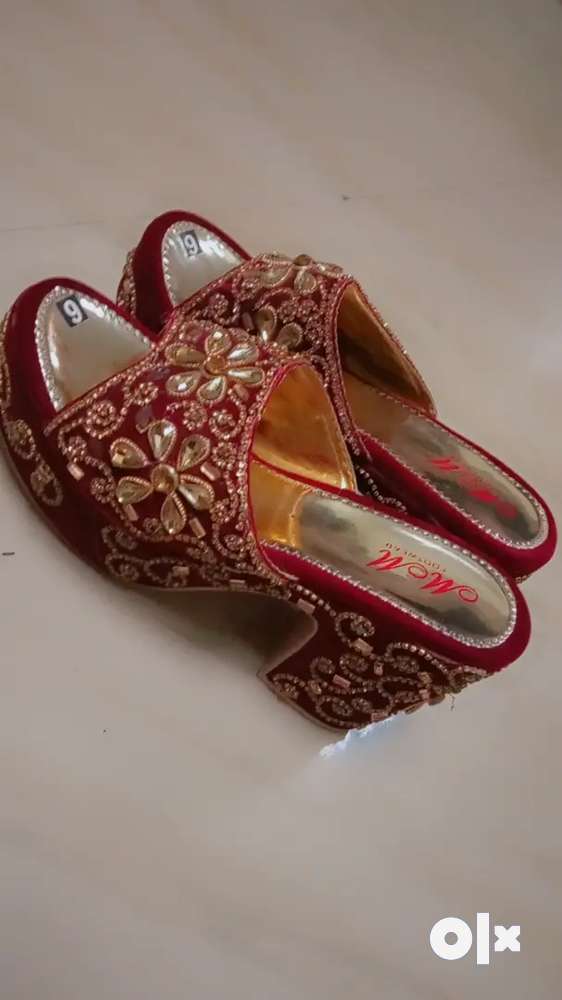 Bridal sandals best sale in red colour