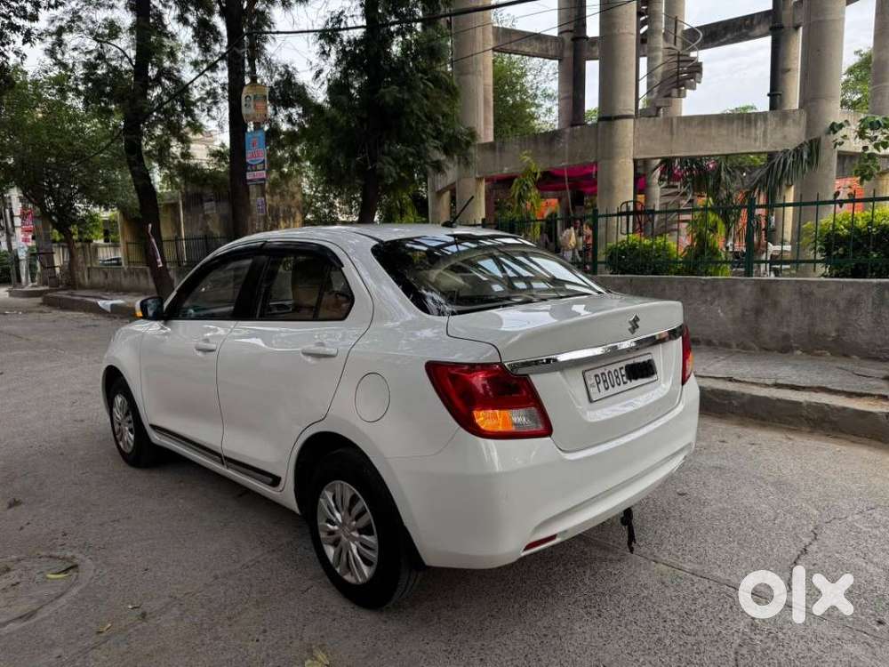 Maruti Suzuki Swift Dzire Vxi Optional, 2021, Petrol