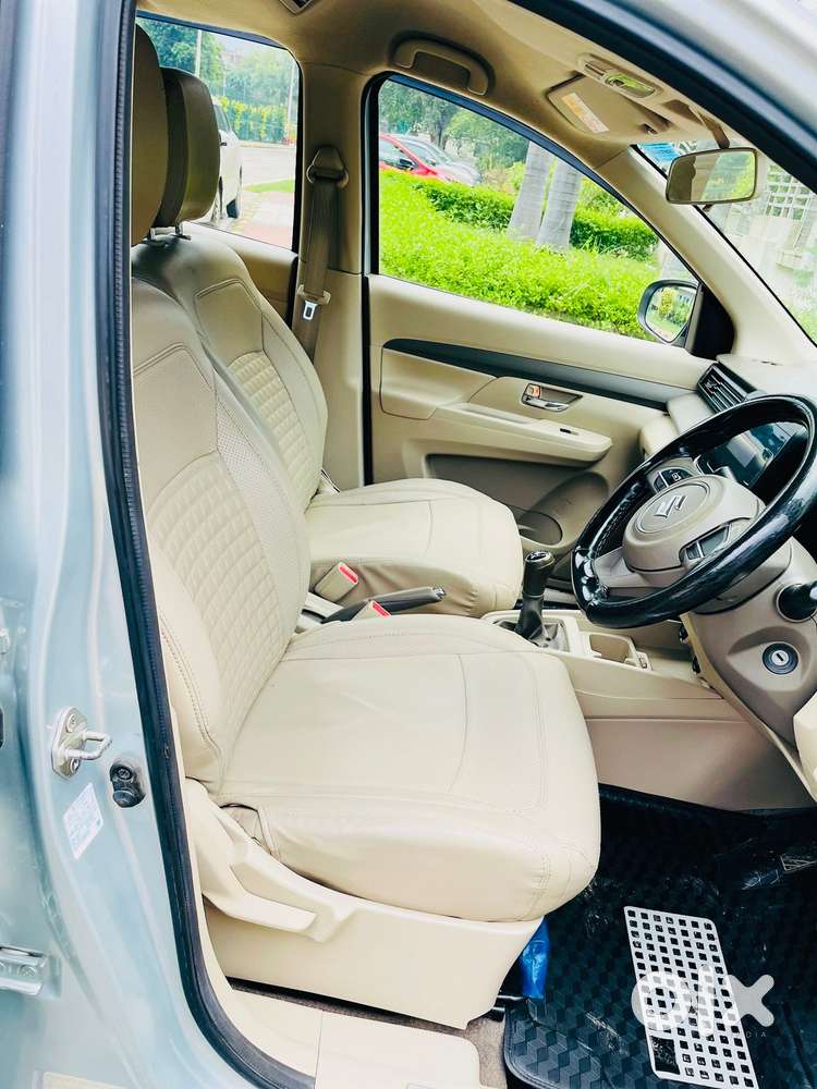 Maruti Suzuki Ertiga 2022-2023 Vxi Cng, 2023, Cng & Hybrids