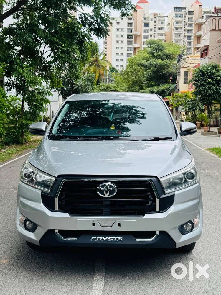 Toyota Innova Crysta 2.4 V 7 Str, 2016, Diesel