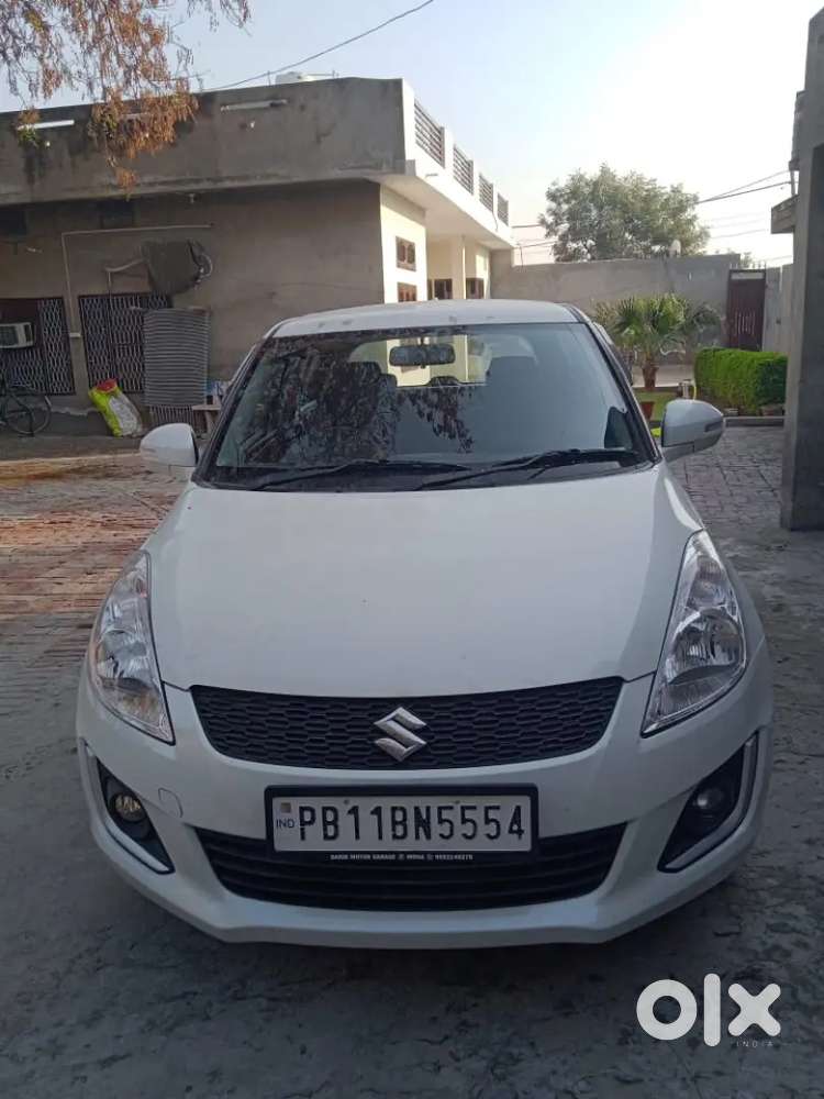 Maruti Suzuki Swift 2014.    With Paid No.  330000