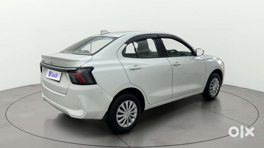 Maruti Suzuki Swift Dzire AMT VXI, 2025, Petrol