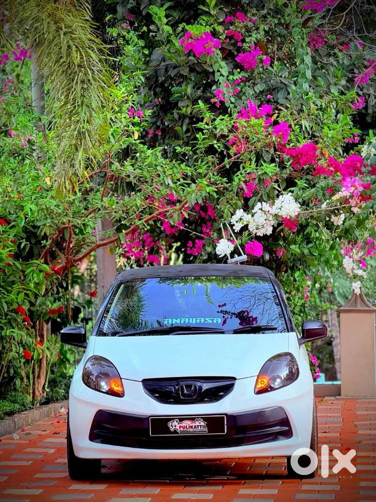 Honda Brio Petrol Mt 2014